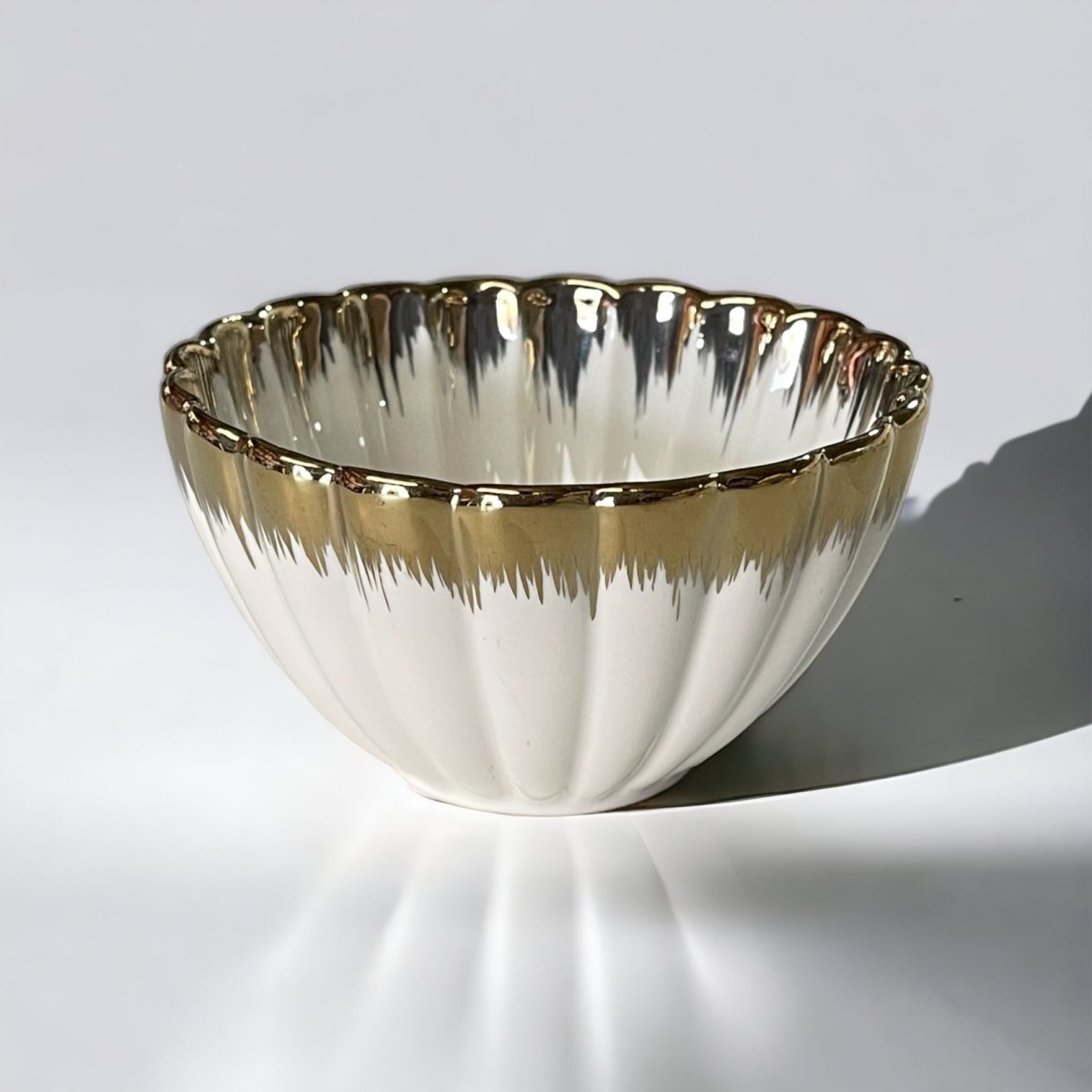 Luxury Gold Edge Bowl – Style Phase Home